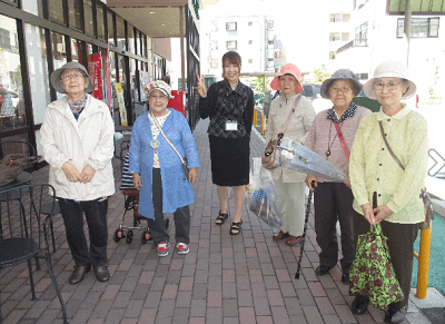 サービス付き高齢者向け住宅「時のかけはし」お散歩日和