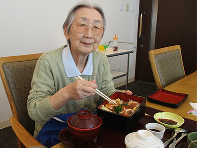 仙台長町時のかけはしの日々の出来事 2022年5月の誕生日会④