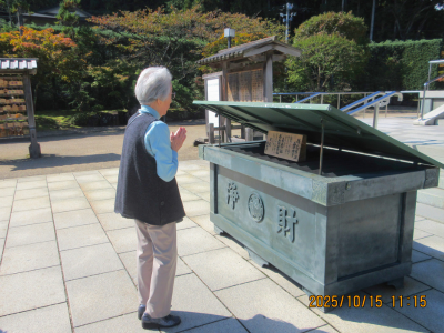 定義山での記念写真3