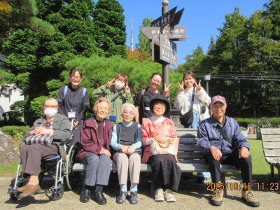 定義山での記念写真2