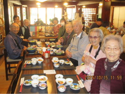 定義山での記念写真6